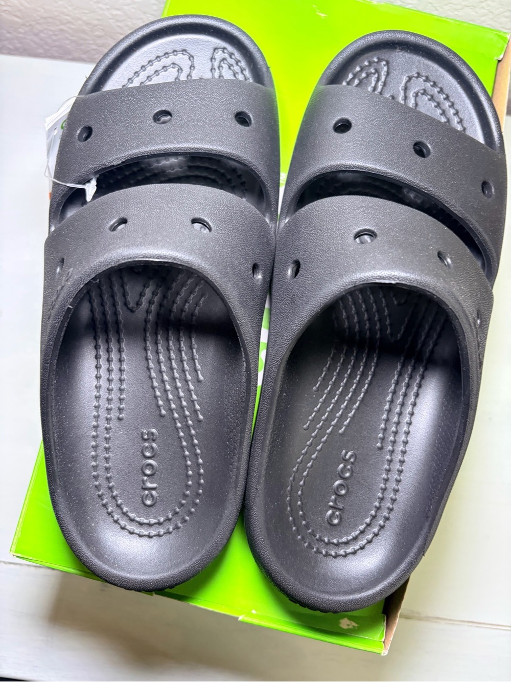 Crocs Classic Sandal v2 Black Men 3/Women 5 New in box with tags. - Picture 5 of 10